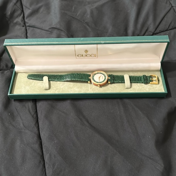 Vintage Gucci watch with Box - Picture 1 of 8